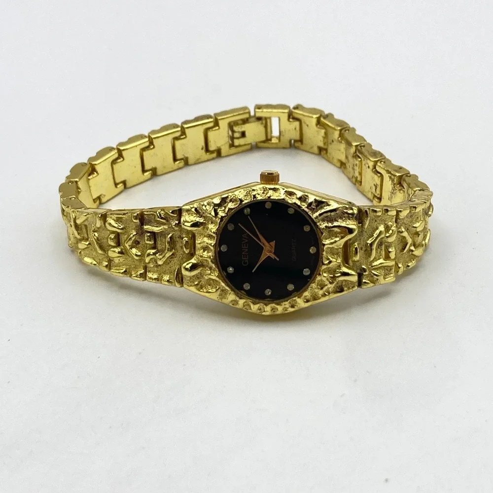 Geneva Womens Watch 24mm Gold Tone Nugget Style Band Black Dial New Battery 7.25